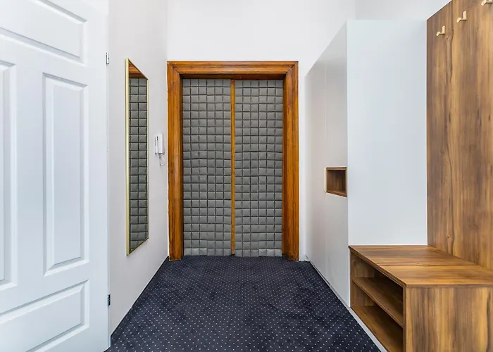 Bob Elite - Szpitalna Daire *