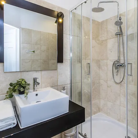 Bob Elite - Szpitalna דירה